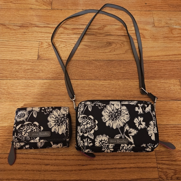 VERA BRADLEY Crossbody & Wallet - Picture 1 of 16